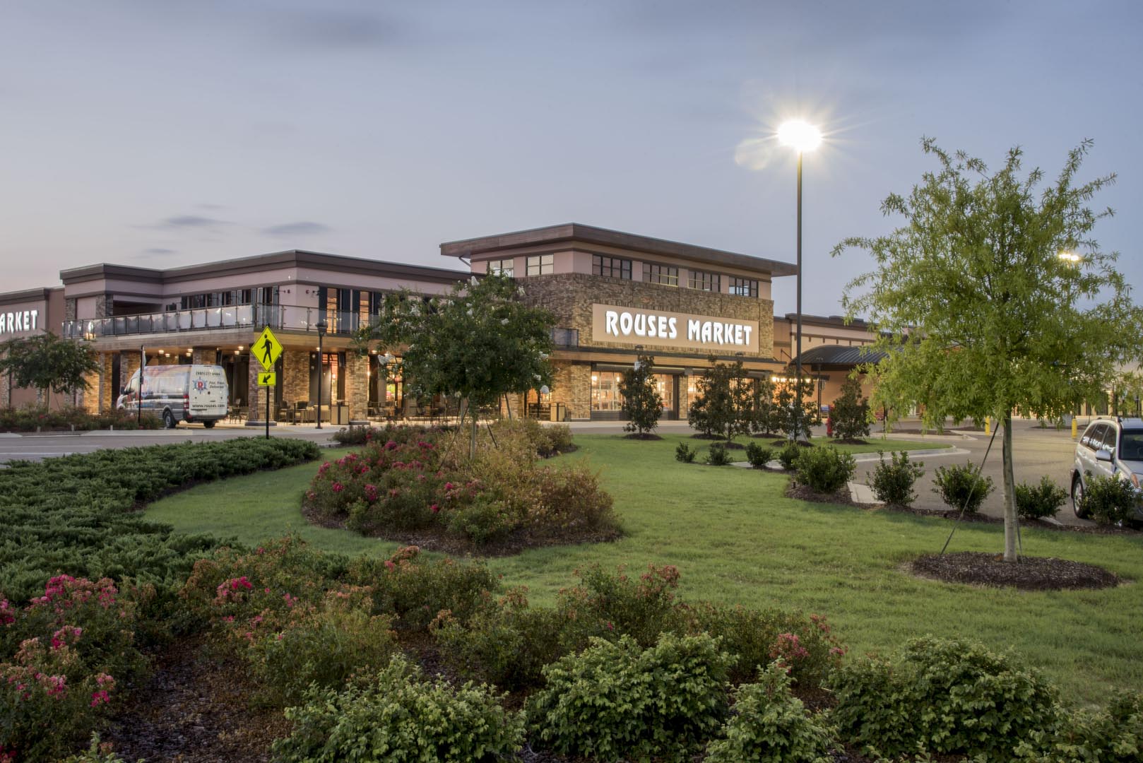 gallery_01 Juban Crossing